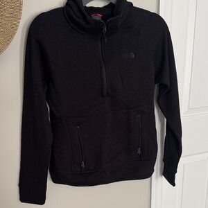 The North Face Half-Zip with Hood - S